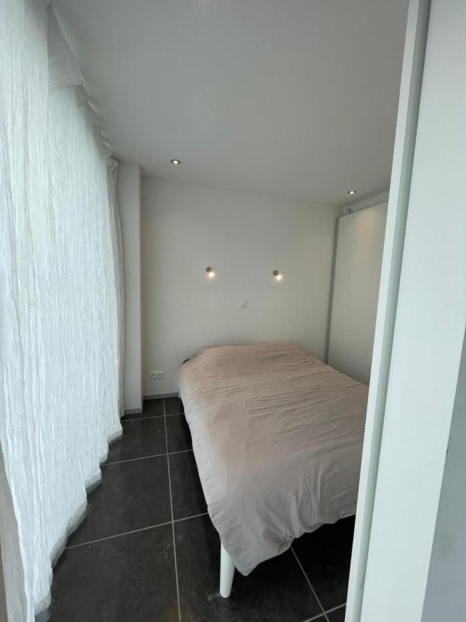 Nieuwbouw Appartement Op 450 Meter Van Het Strand. Bredene Ngoại thất bức ảnh